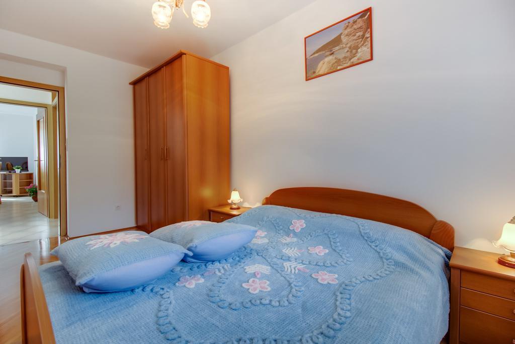מאלי לוסיניי Apartments Franjo חדר תמונה